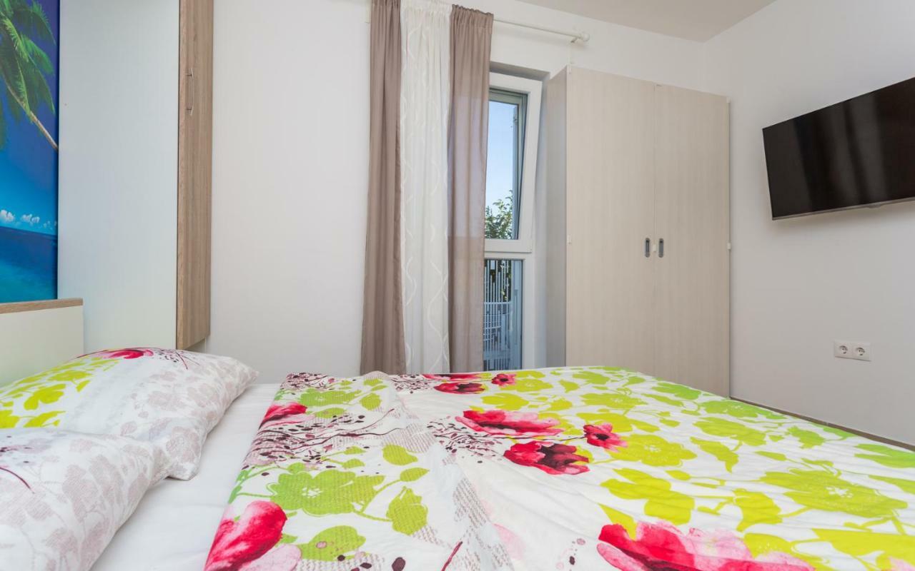 Apartment Trava Klimno Luaran gambar