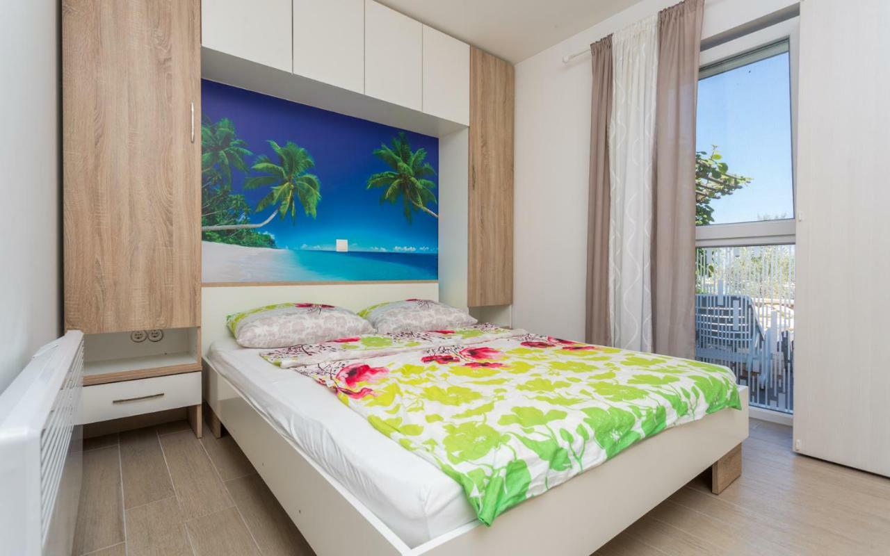 Apartment Trava Klimno Luaran gambar